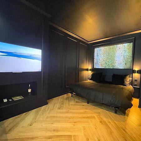Myinsolite-L'Onyx Vauvert Bagian luar foto